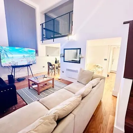 Exclusive City Apartment - Very Spacious Sheffield Exterior photo
