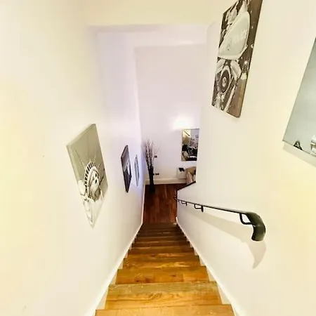 Exclusive City Apartment - Very Spacious Sheffield Exterior photo