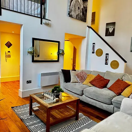Exclusive City Apartment - Very Spacious Sheffield Exterior photo