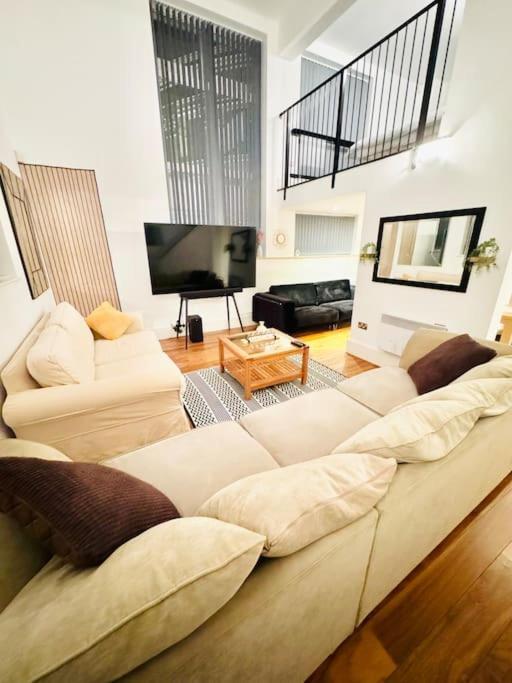 Exclusive - Very Spacious Apartamento *